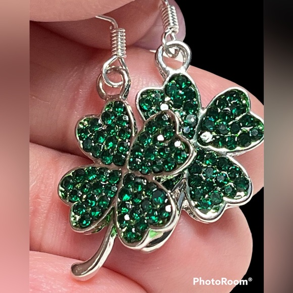 🍀 Sterling silver ear hooks -clover earrings -lucky charm - Picture 10 of 10
